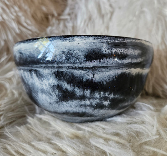 Marbled serving bowl